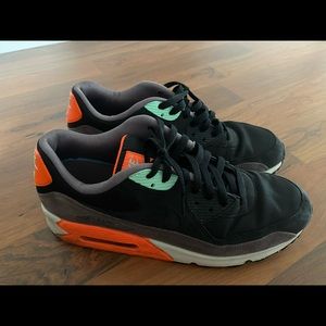 Air max sneakers for men